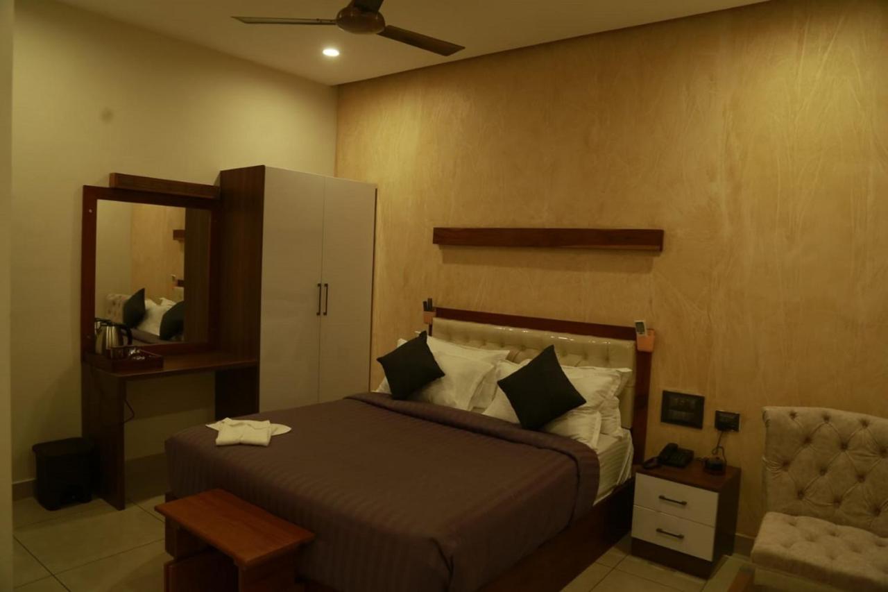 Hotel Casa Orchid à Alappuzha Extérieur photo